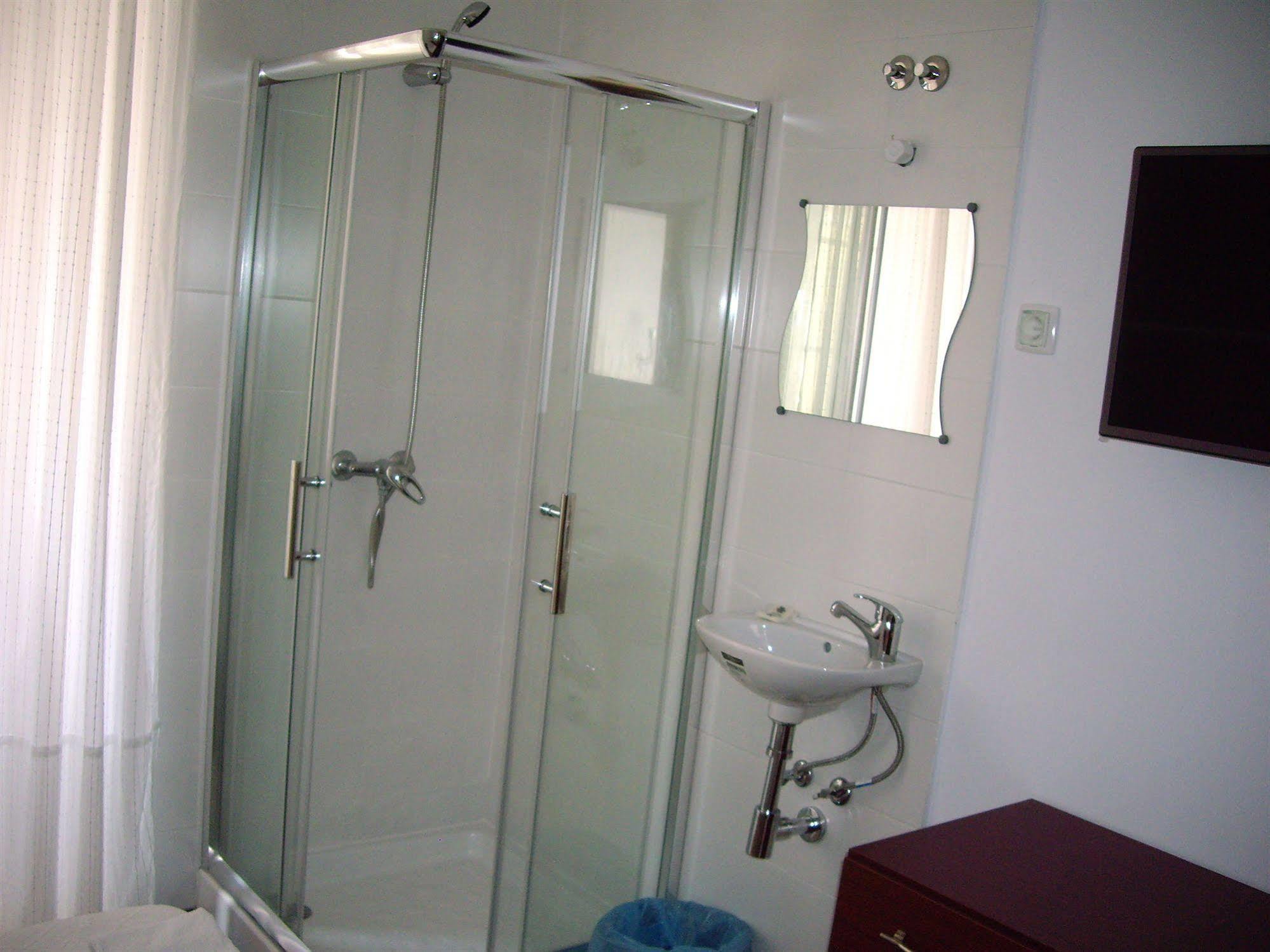 Bed and Breakfast Residencial Camoes Lisboa Exterior foto