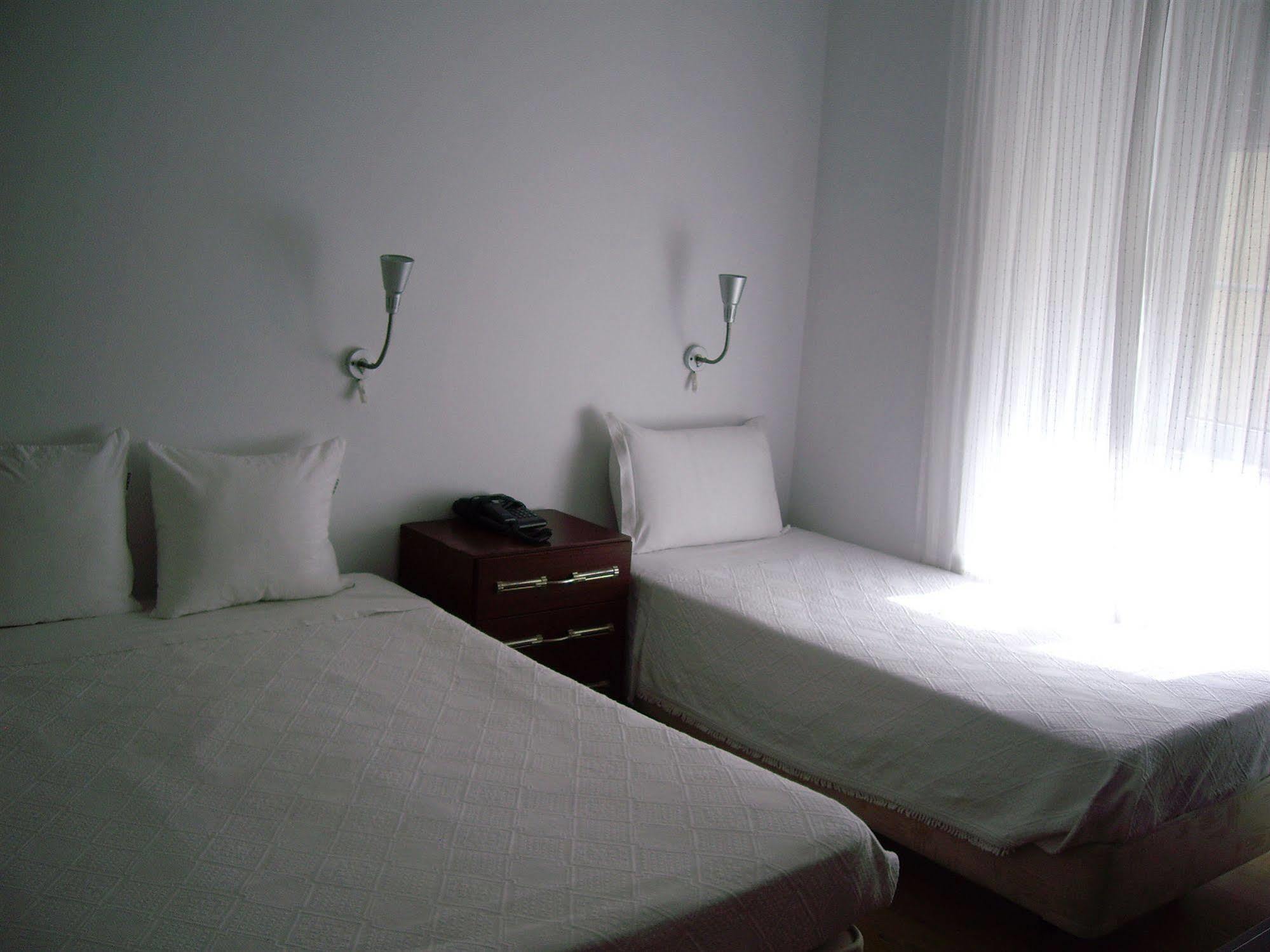 Bed and Breakfast Residencial Camoes Lisboa Exterior foto